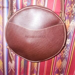 Portland Leather Circle Crossbody Small - Cognac
